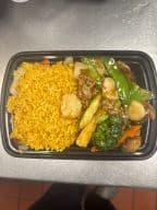 Best C30. Beef & Scallop with Mixed Veg (Combo Platter)杂菜牛和干贝 in Southport, NC